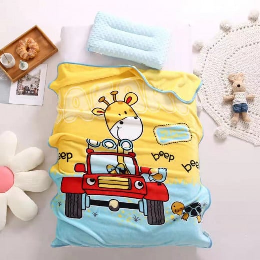 بطانية اطفال, تصميم الزرافة, باللون الاصفر والازرق الفاتح, 138 × 65 سم