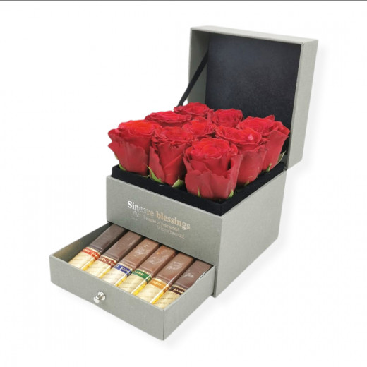 Roses Box with Chocolate Drawer