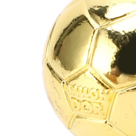 تمثال جائزة الكرة الذهبية المعدنية الصغيرة - ارتفاع 3 سم من كاي لايف ستايل