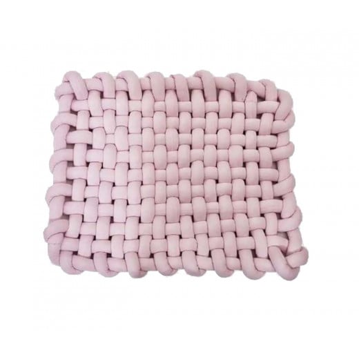 Knotted play mat